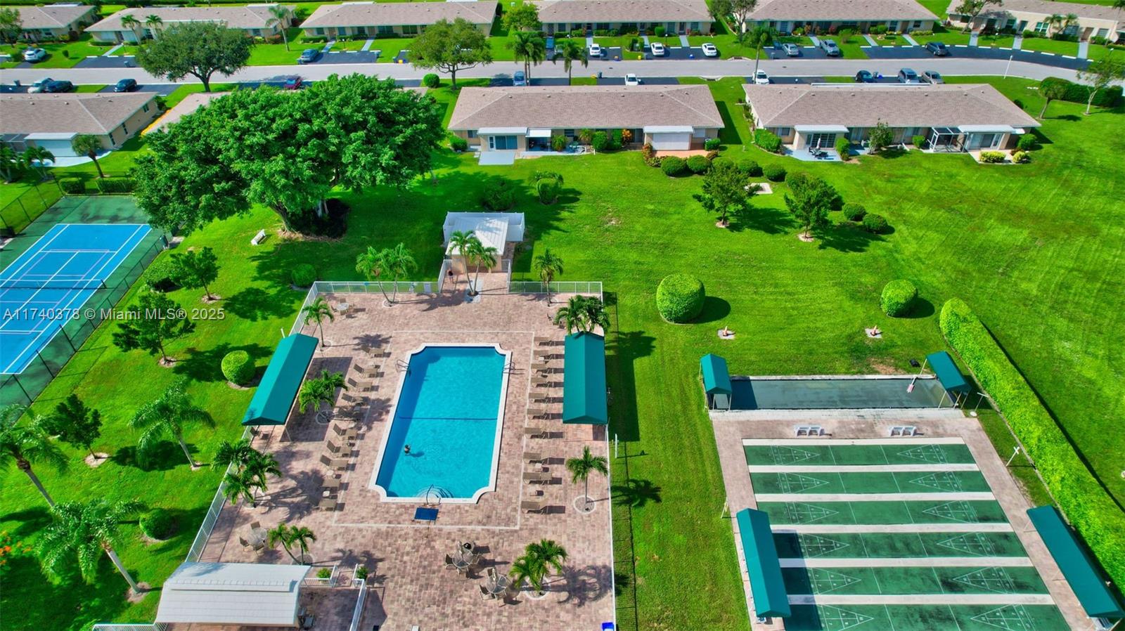 BOCA LAKES CONDO - Residential Lease