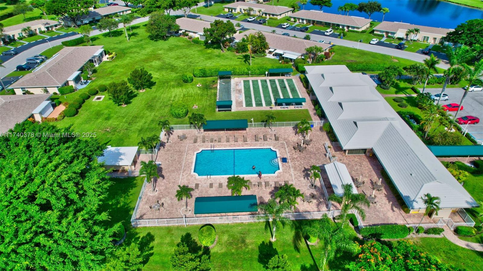 BOCA LAKES CONDO - Residential Lease