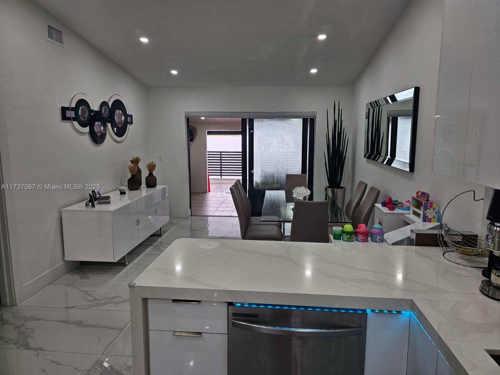 ALAMEDA BY THE LAKE - Residential