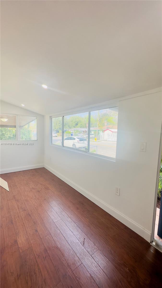WOODMERE SUB - Residential