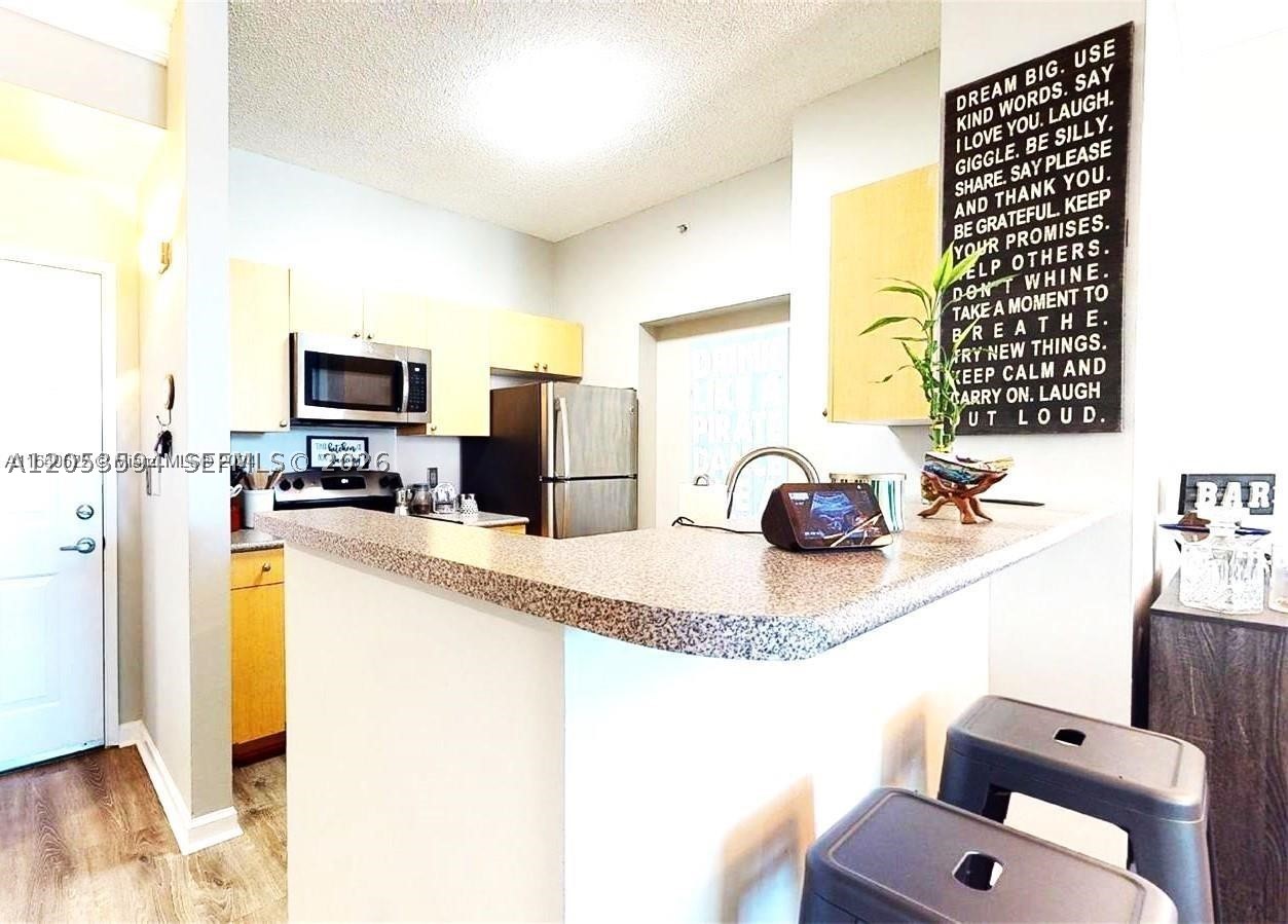 REGENT PARK CONDO - Residential Lease