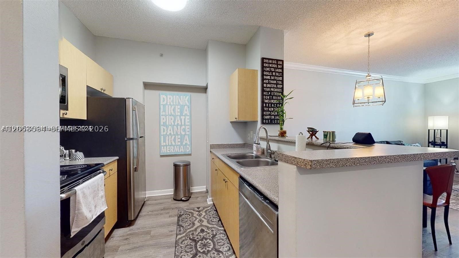 REGENT PARK CONDO - Residential Lease