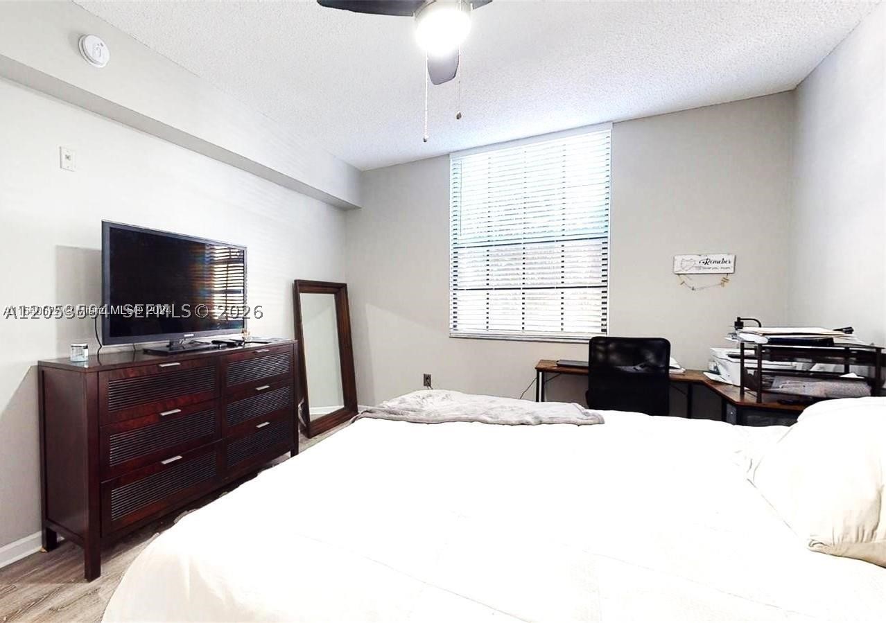 REGENT PARK CONDO - Residential Lease