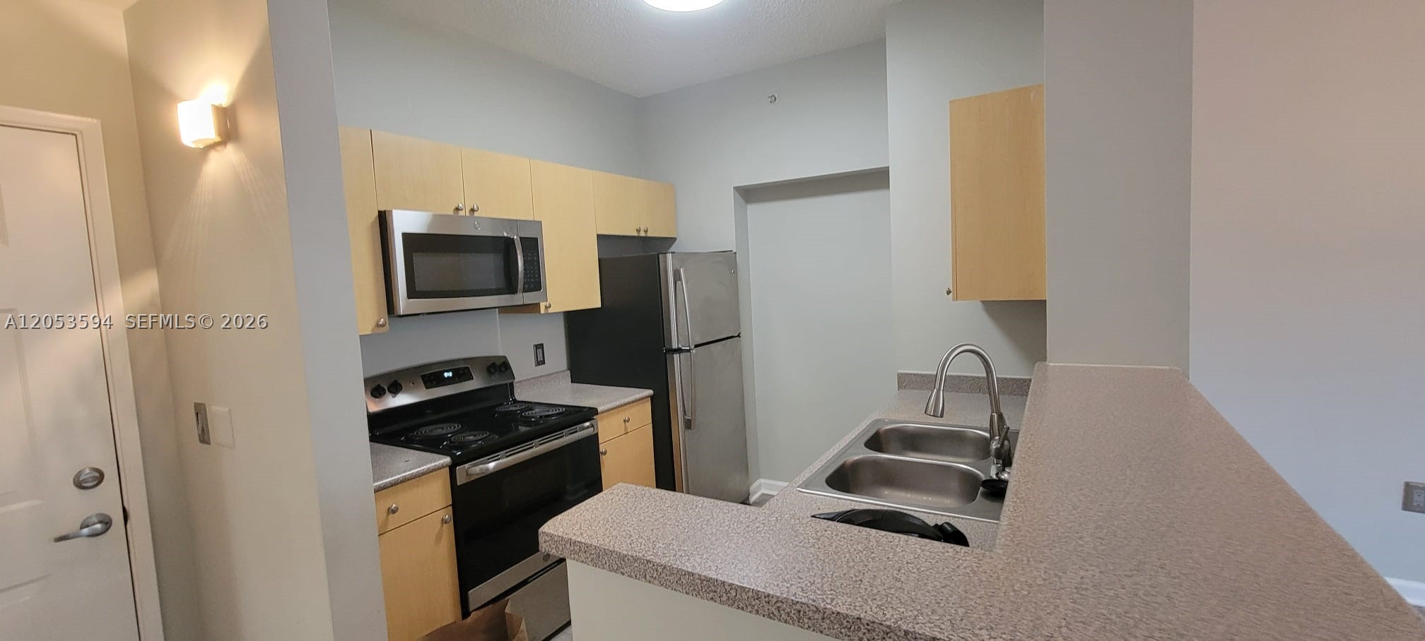 REGENT PARK CONDO - Residential Lease