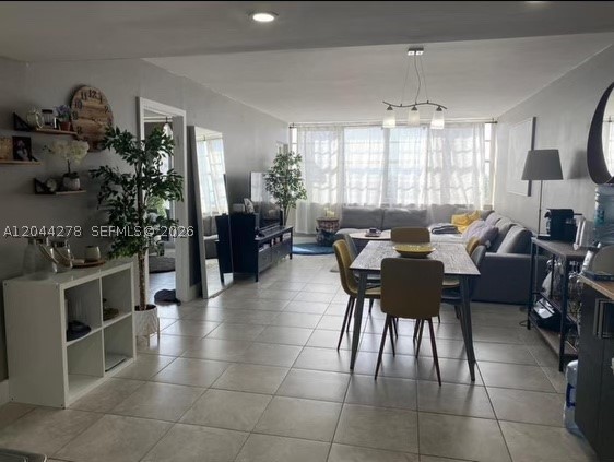 BUCKLEY TOWERS CONDO - EA - Residential