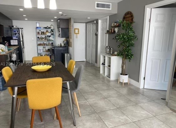 BUCKLEY TOWERS CONDO - EA - Residential