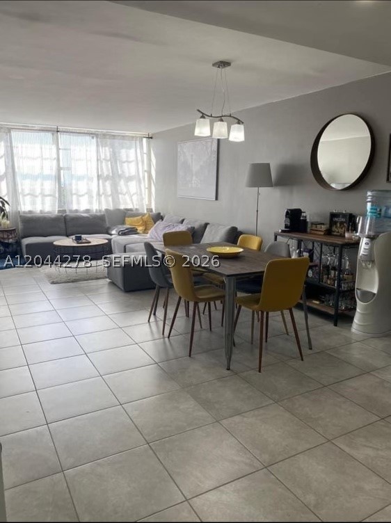 BUCKLEY TOWERS CONDO - EA - Residential