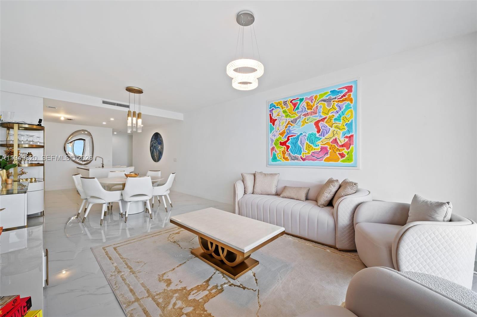 ARIA RESERVE SOUTH CONDO - Residential