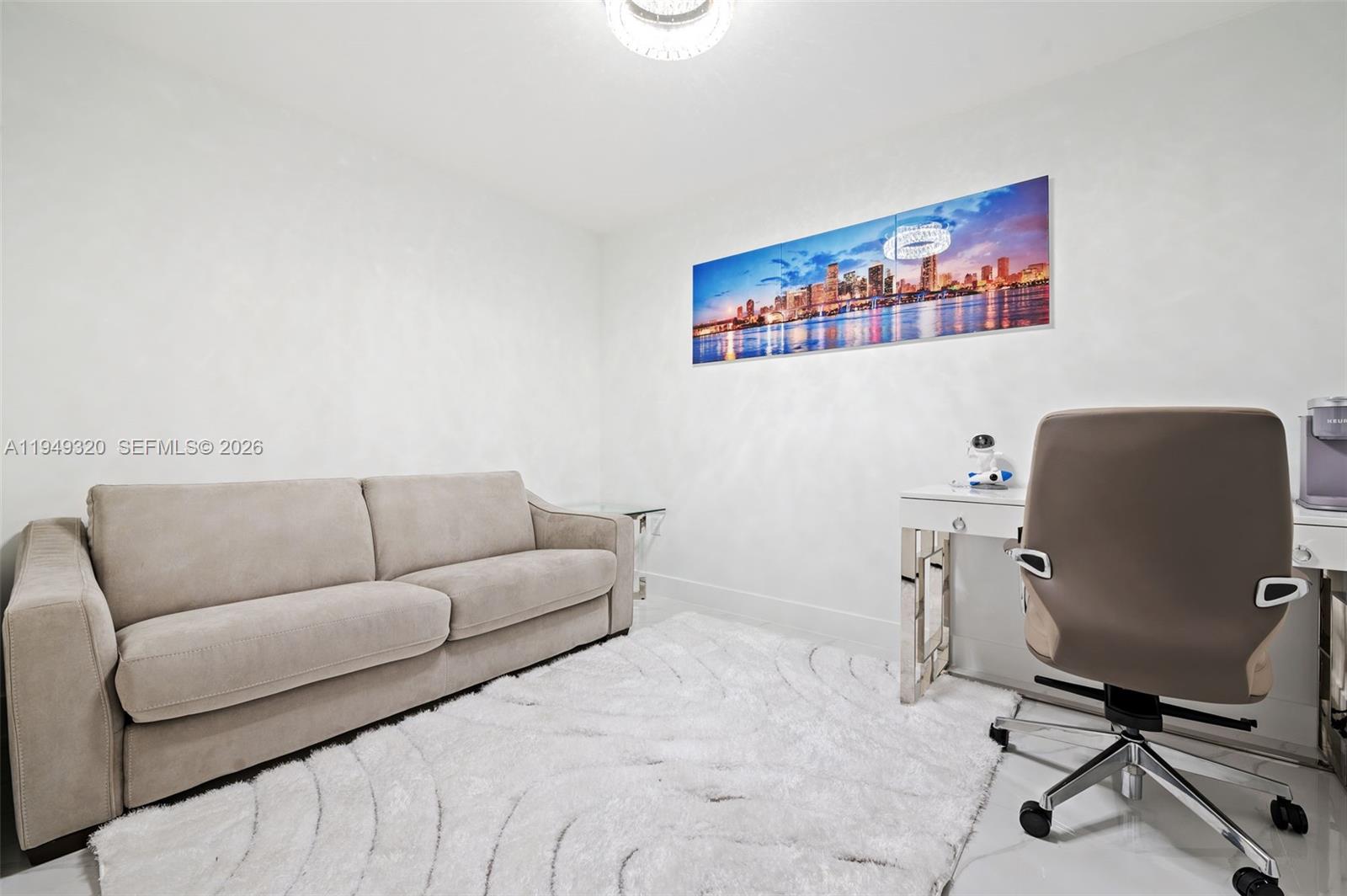 ARIA RESERVE SOUTH CONDO - Residential