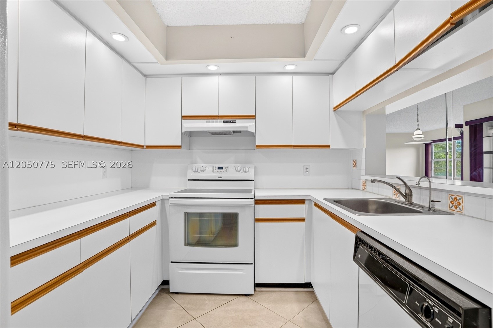CAMBRIDGE - Residential Lease