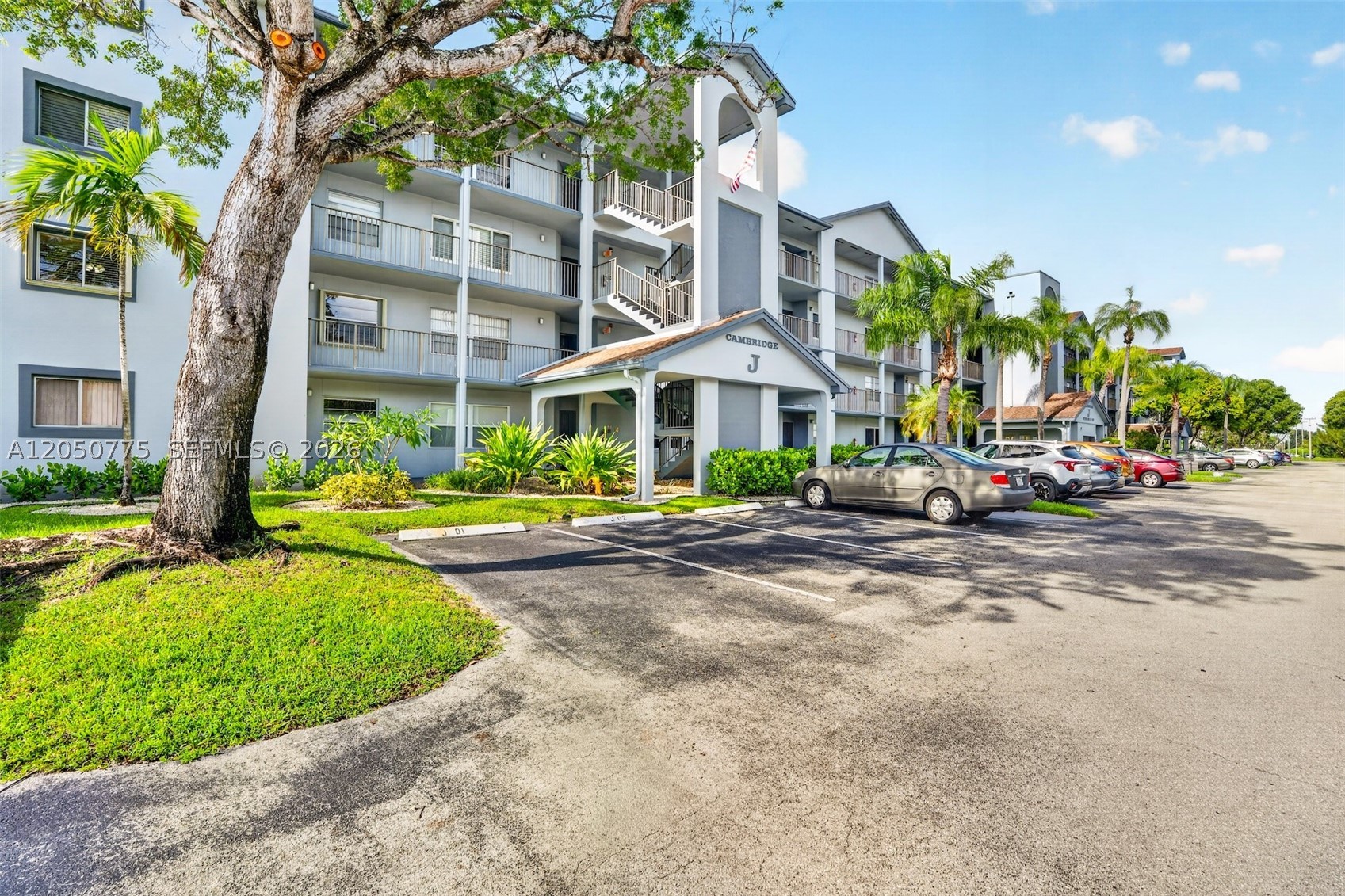 CAMBRIDGE - Residential Lease