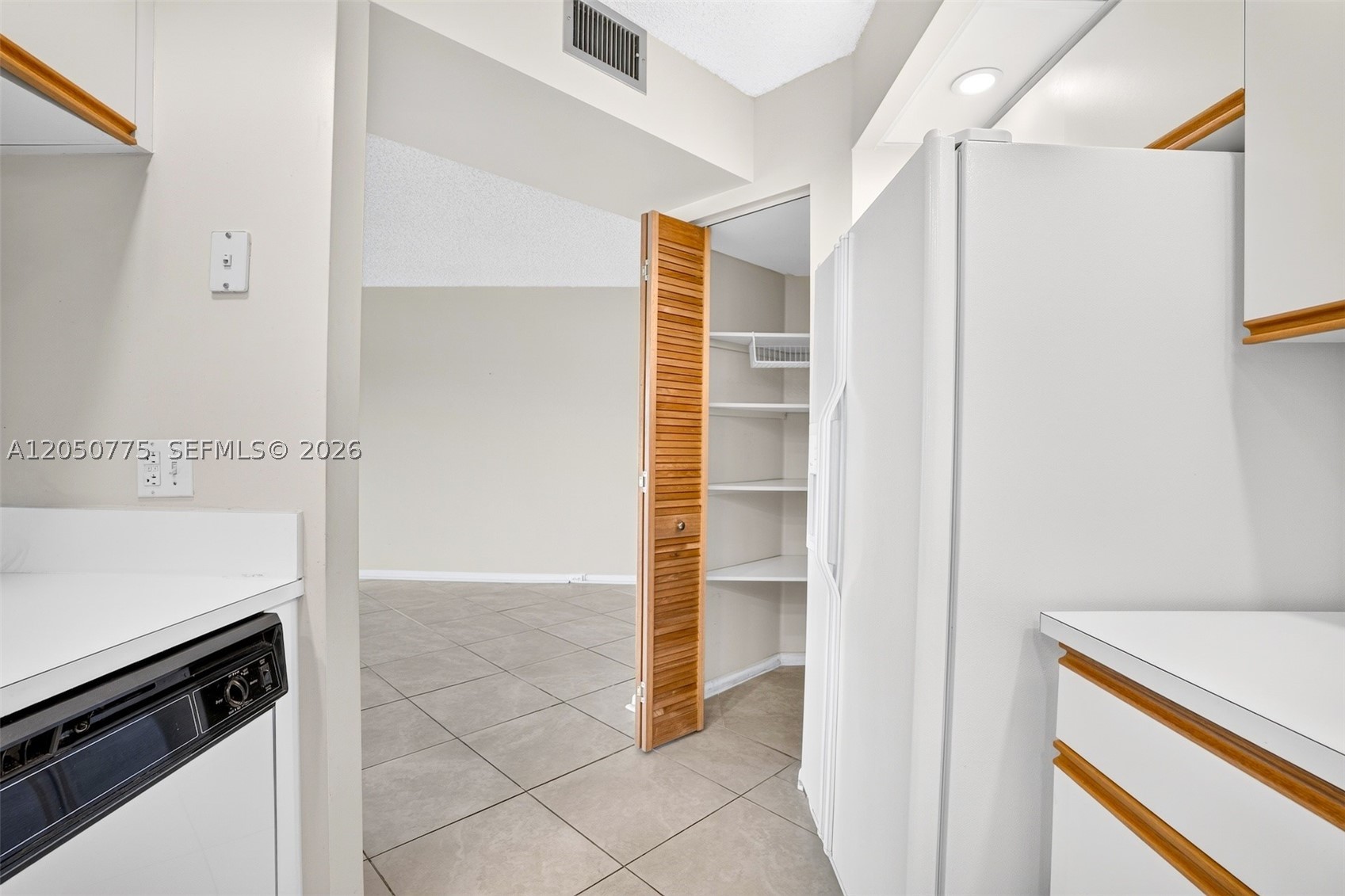 CAMBRIDGE - Residential Lease