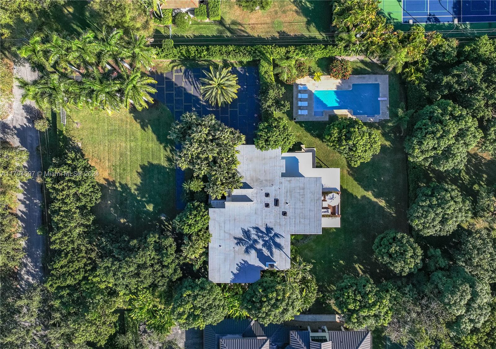 WARWICK GROVE ESTATES - Residential