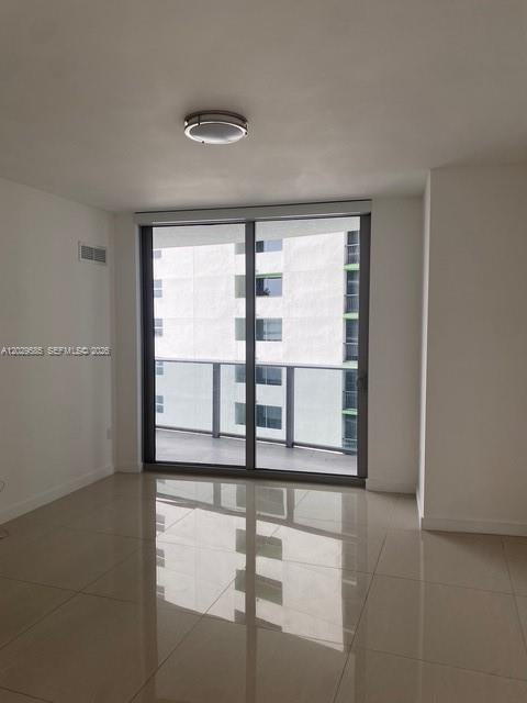 ARIA ON THE BAY CONDO - Residential Lease