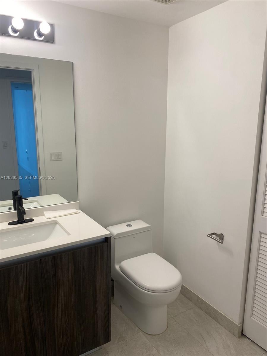ARIA ON THE BAY CONDO - Residential Lease