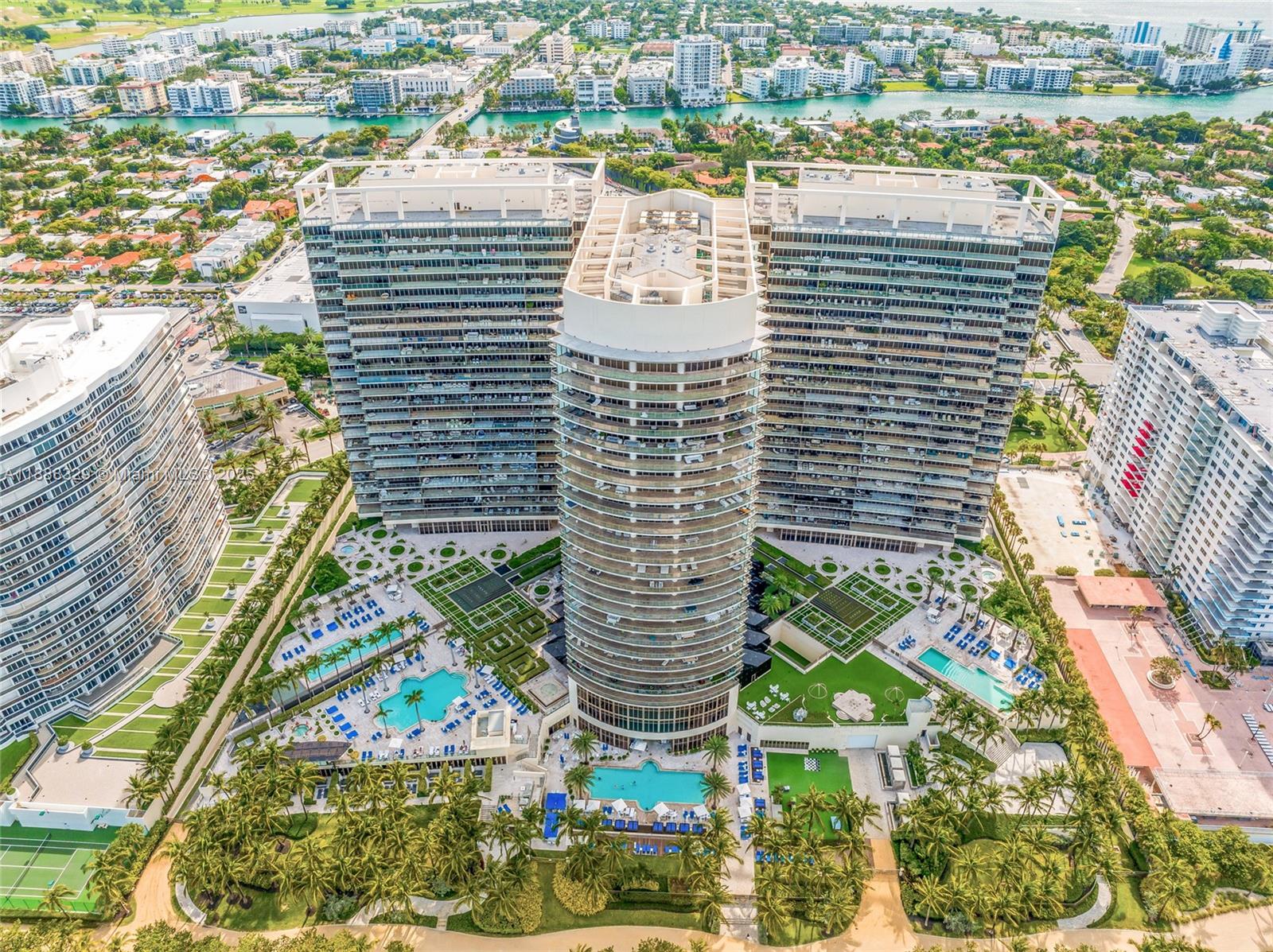 ST REGIS BAL HRBOUR - Residential