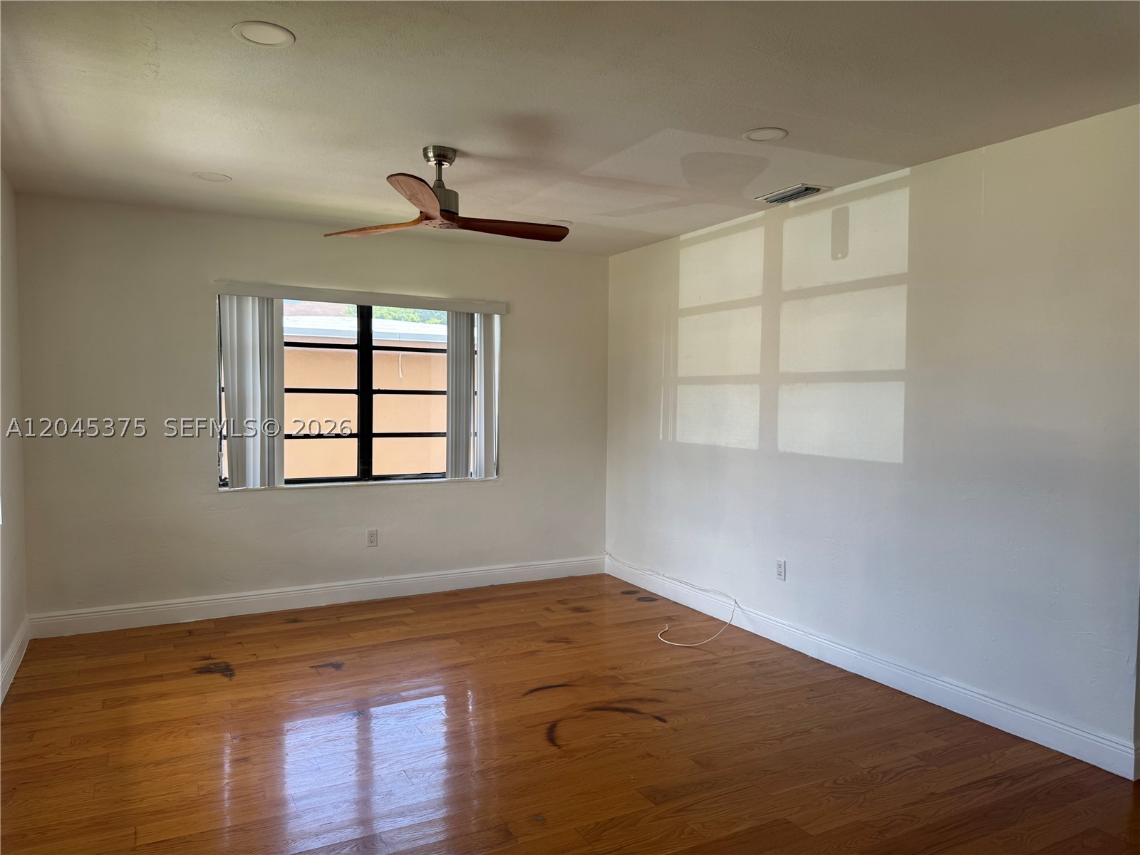 BIRD RD HIGHLANDS - Residential Lease