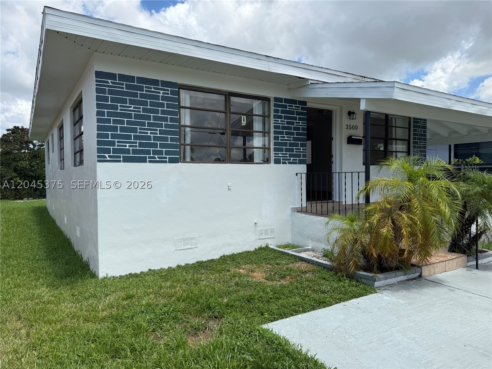 BIRD RD HIGHLANDS - Residential Lease