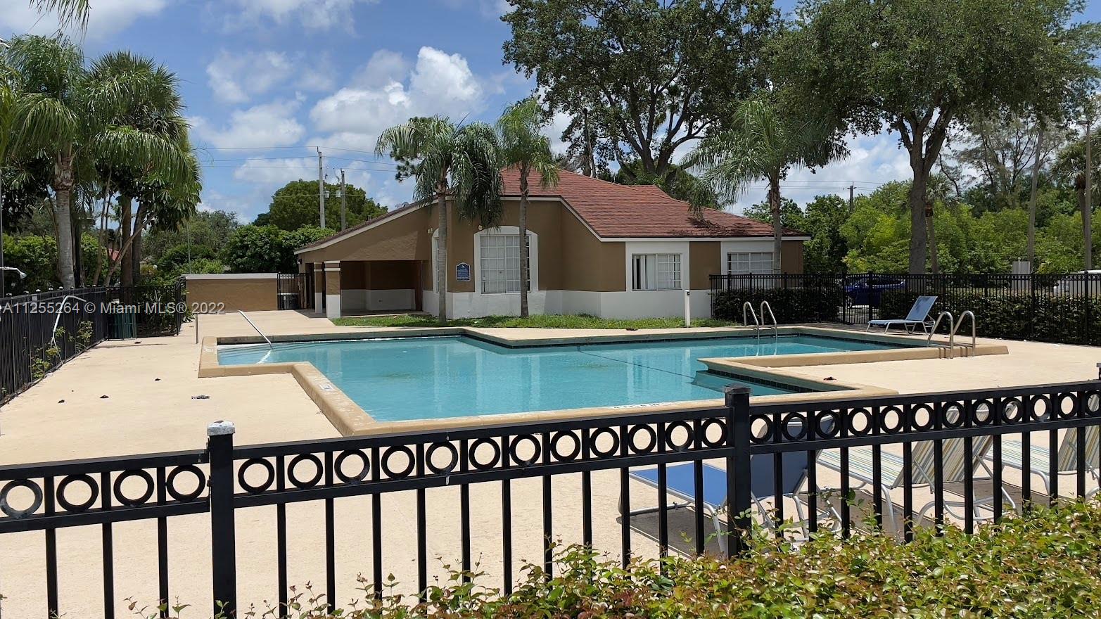 ST ANDREWS PALM BEACH CON - Residential