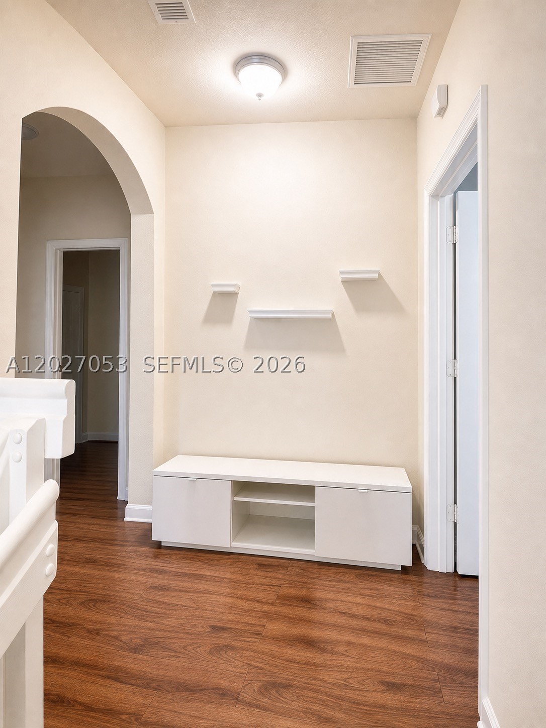 EMERALD CREEK TOWNHOMES - Residential Lease