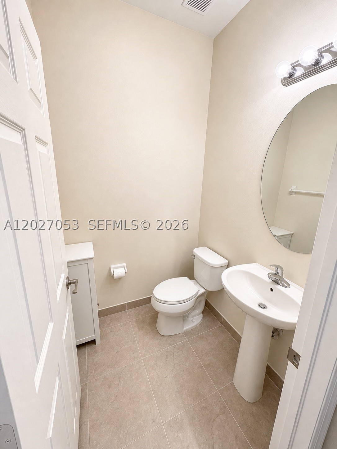 EMERALD CREEK TOWNHOMES - Residential Lease