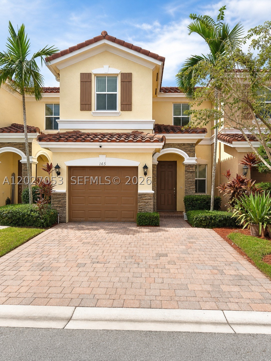EMERALD CREEK TOWNHOMES - Residential Lease