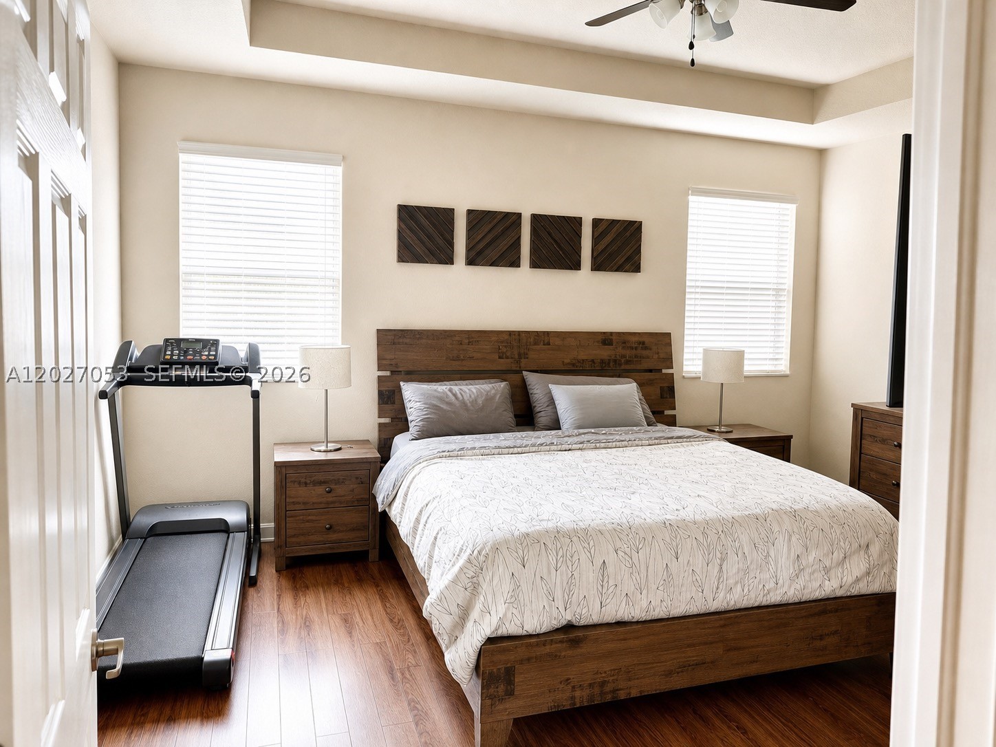 EMERALD CREEK TOWNHOMES - Residential Lease