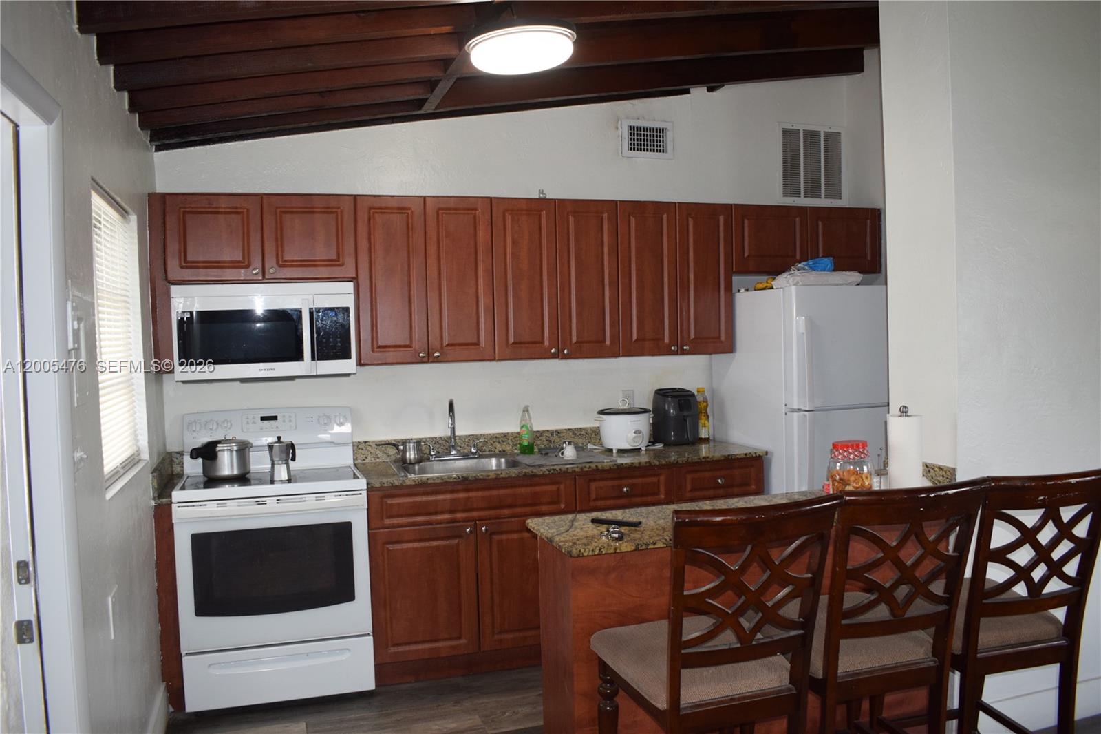 ESSEX VILLAGE-THIRD ADDIT - Residential