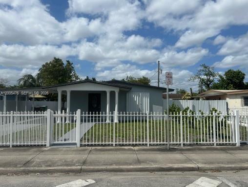 ESSEX VILLAGE-THIRD ADDIT - Residential