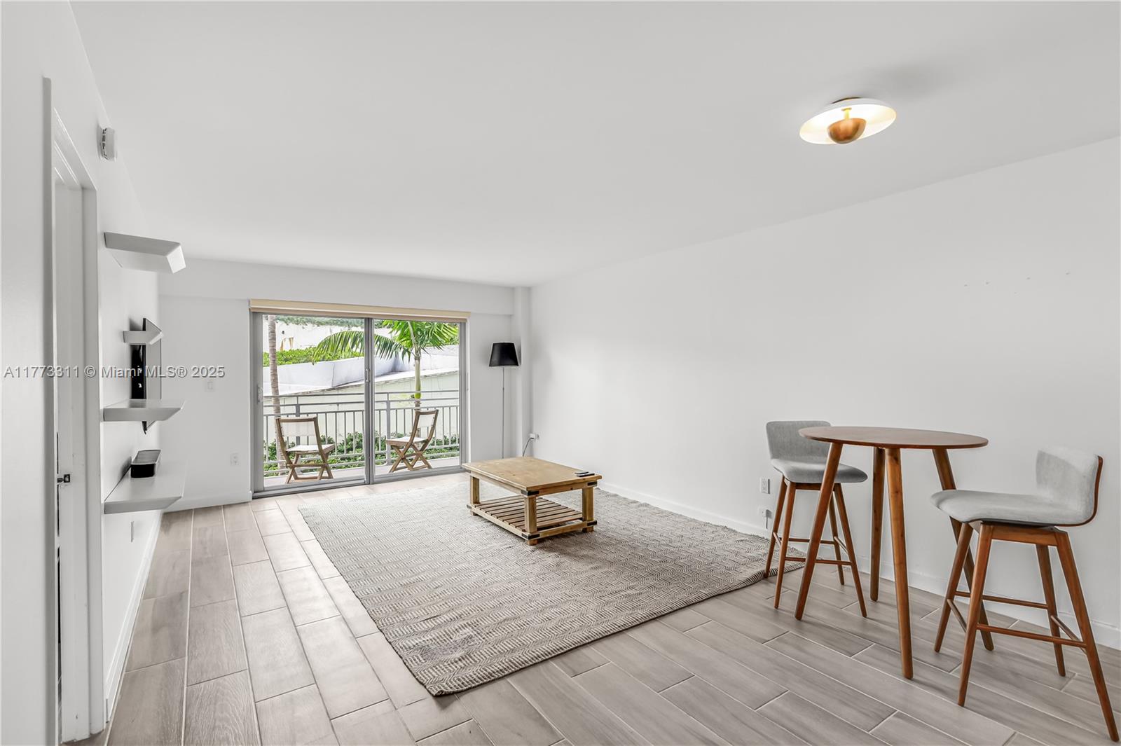 PALMS OF ALTON ROAD CONDO - Residential