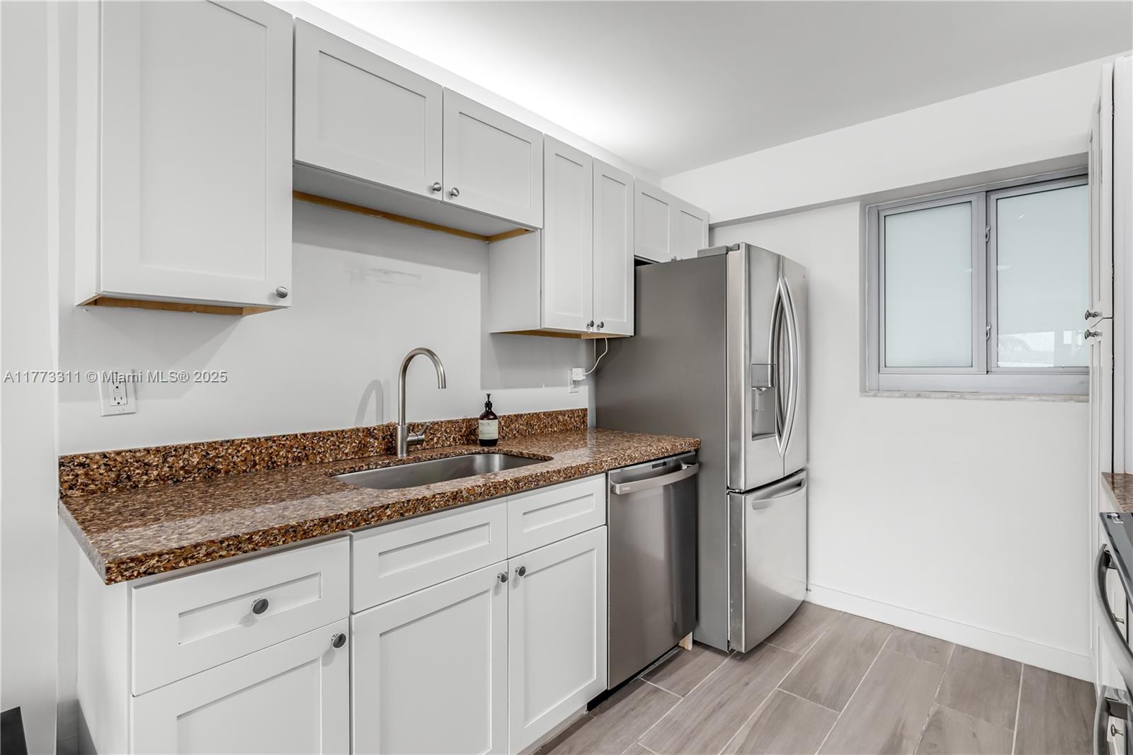 PALMS OF ALTON ROAD CONDO - Residential