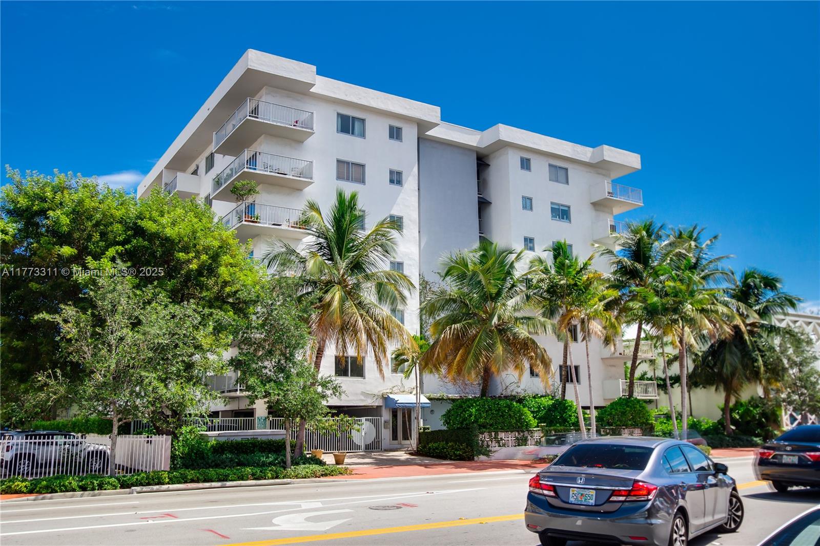 PALMS OF ALTON ROAD CONDO - Residential