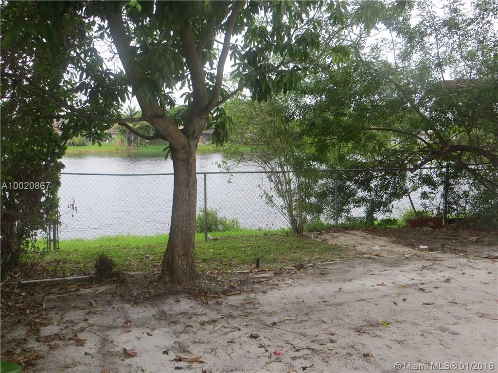 North Lauderdale Village - Residential Lease