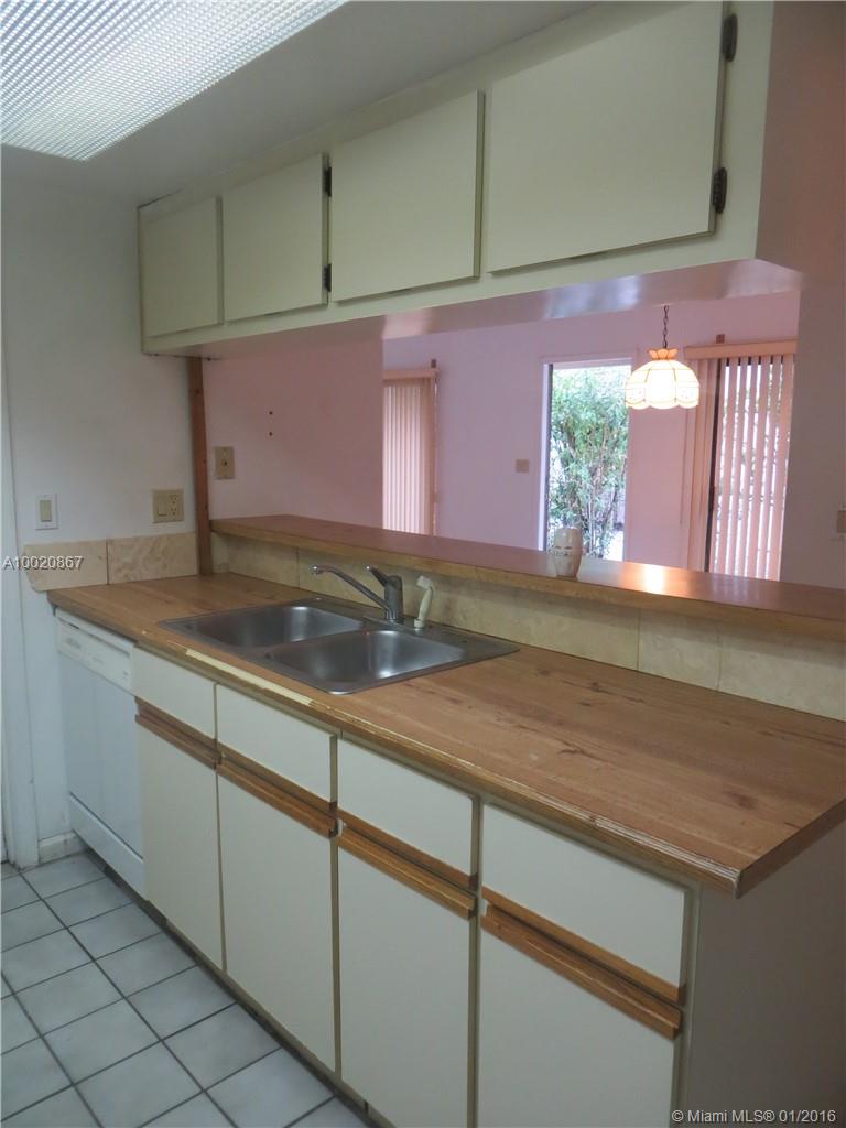 North Lauderdale Village - Residential Lease