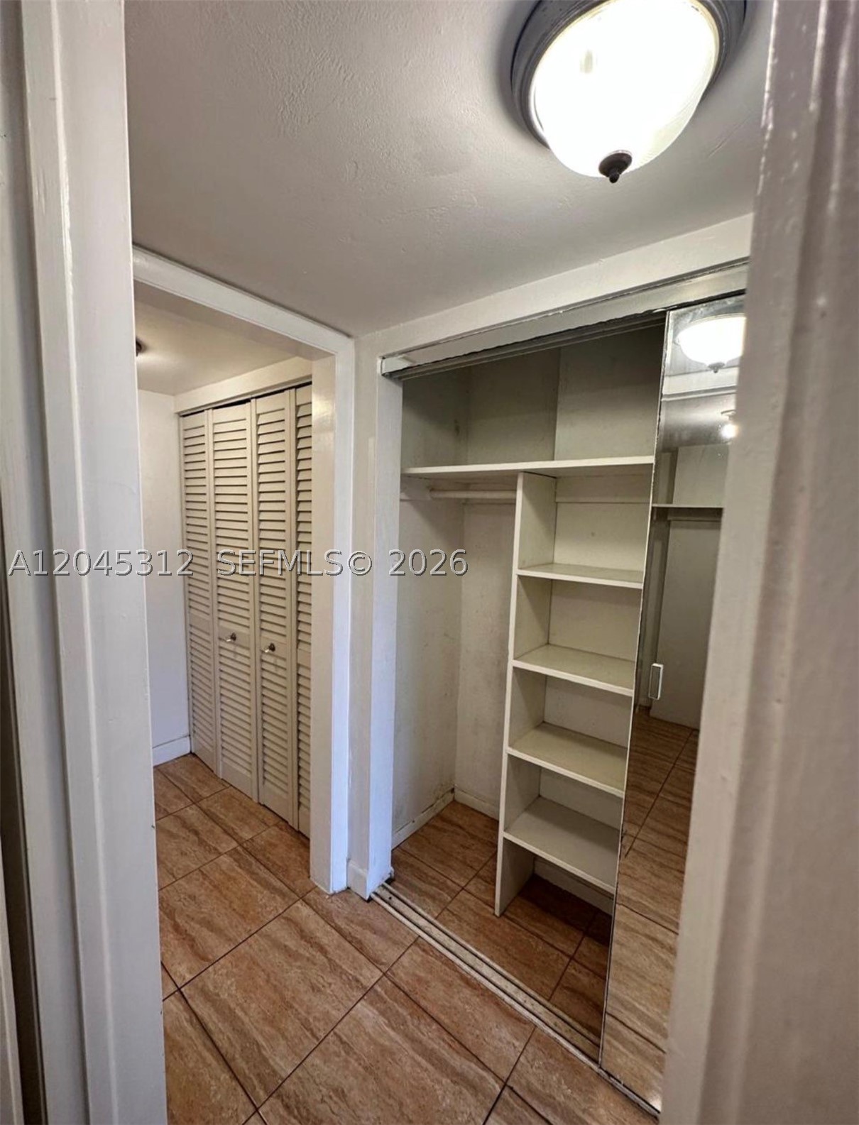 THREE HORIZONS NORTH COND - Residential Lease