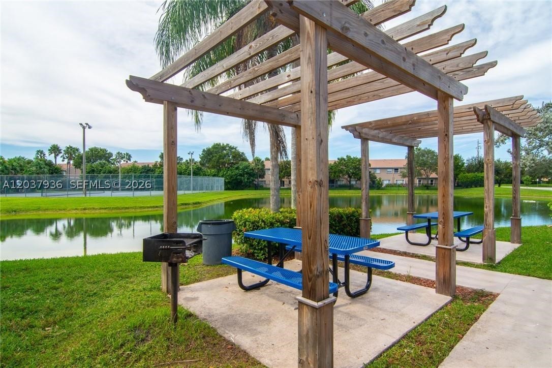 ISLES AT LAGO MAR CONDO - Residential