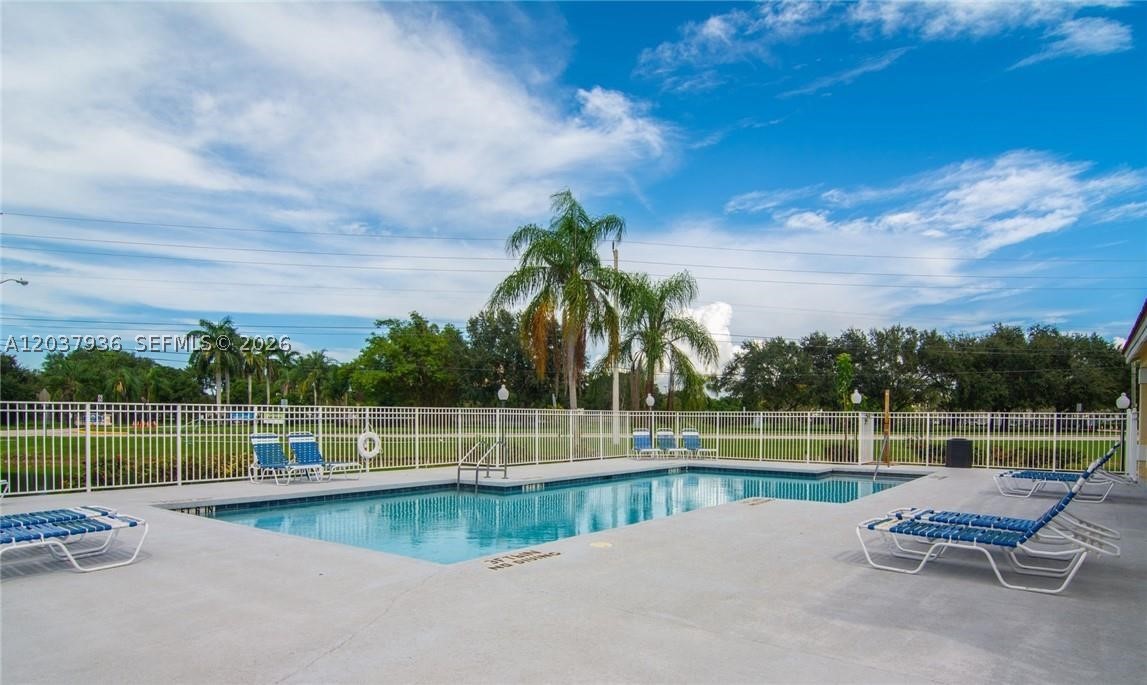 ISLES AT LAGO MAR CONDO - Residential
