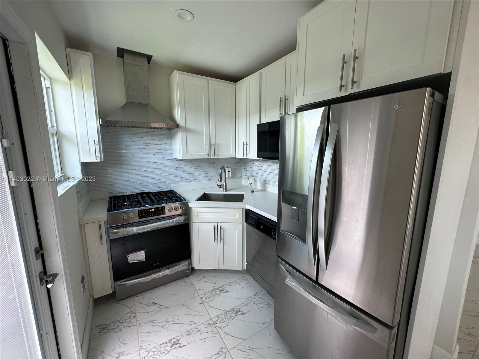 TREASURE ISLAND - Residential Lease