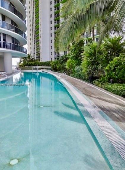 ARIA ON THE BAY CONDO - Residential Lease