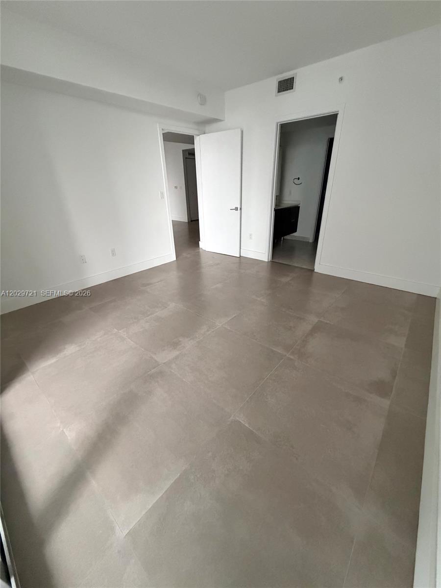 ARIA ON THE BAY CONDO - Residential Lease