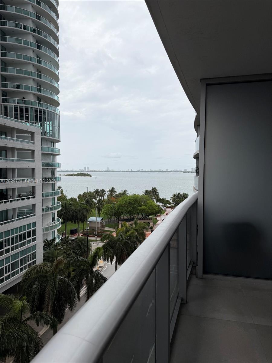 ARIA ON THE BAY CONDO - Residential Lease