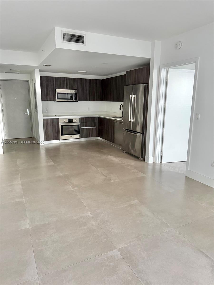 ARIA ON THE BAY CONDO - Residential Lease
