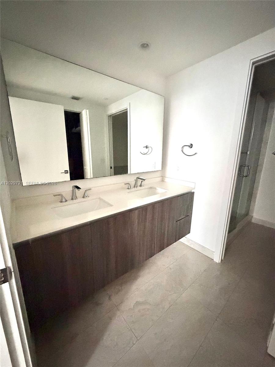 ARIA ON THE BAY CONDO - Residential Lease