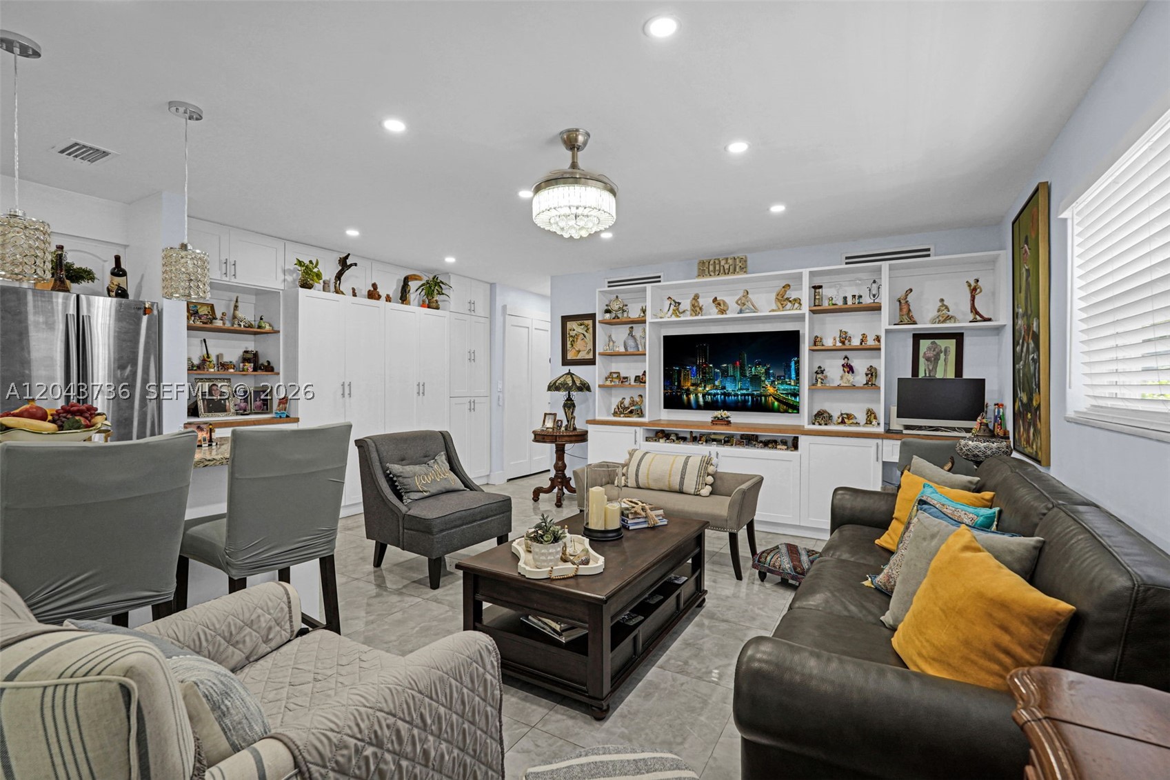 ELDORADO COUNTRY CLUB APT - Residential