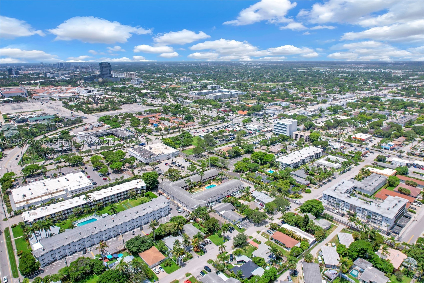 ELDORADO COUNTRY CLUB APT - Residential