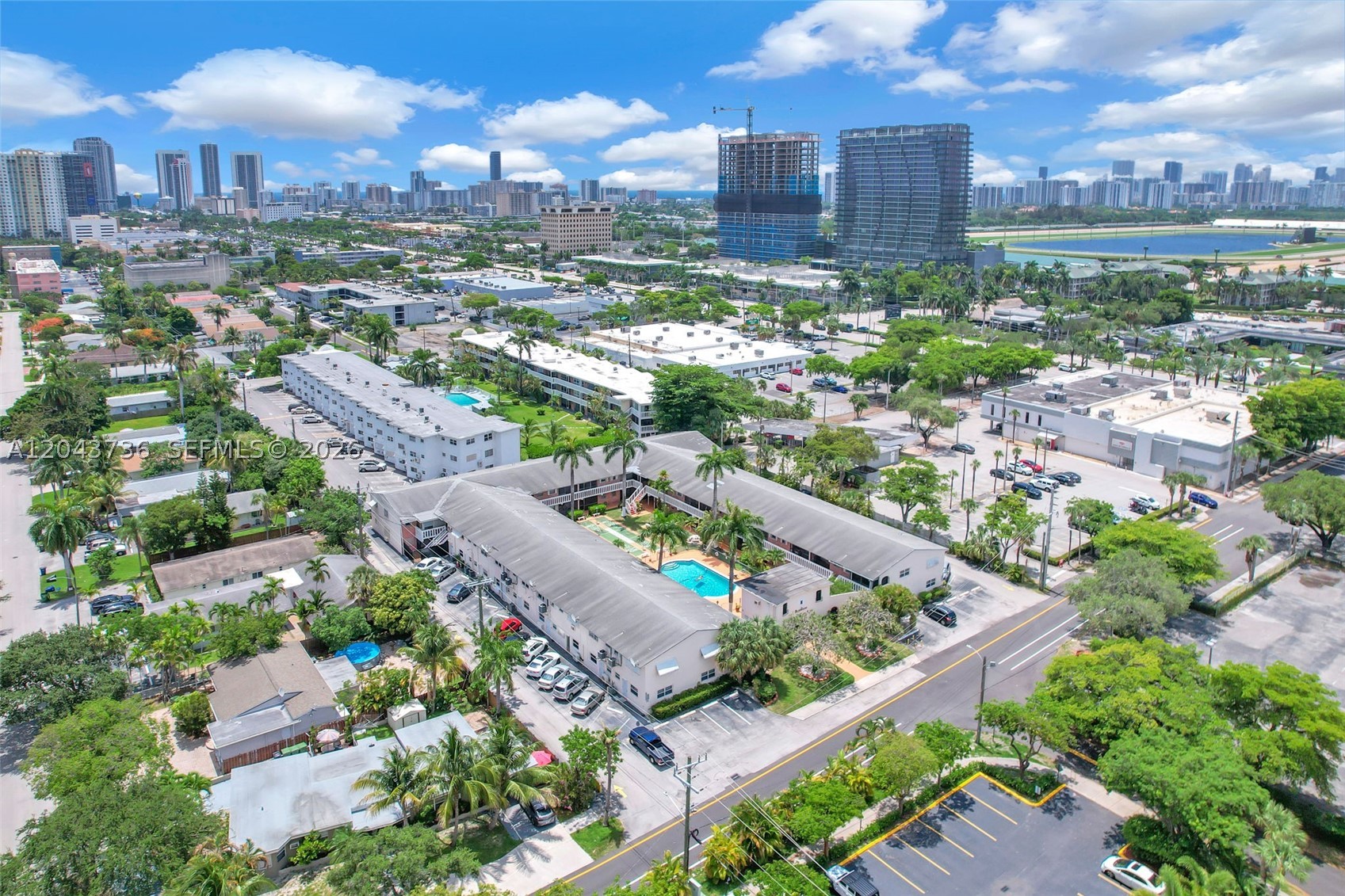 ELDORADO COUNTRY CLUB APT - Residential