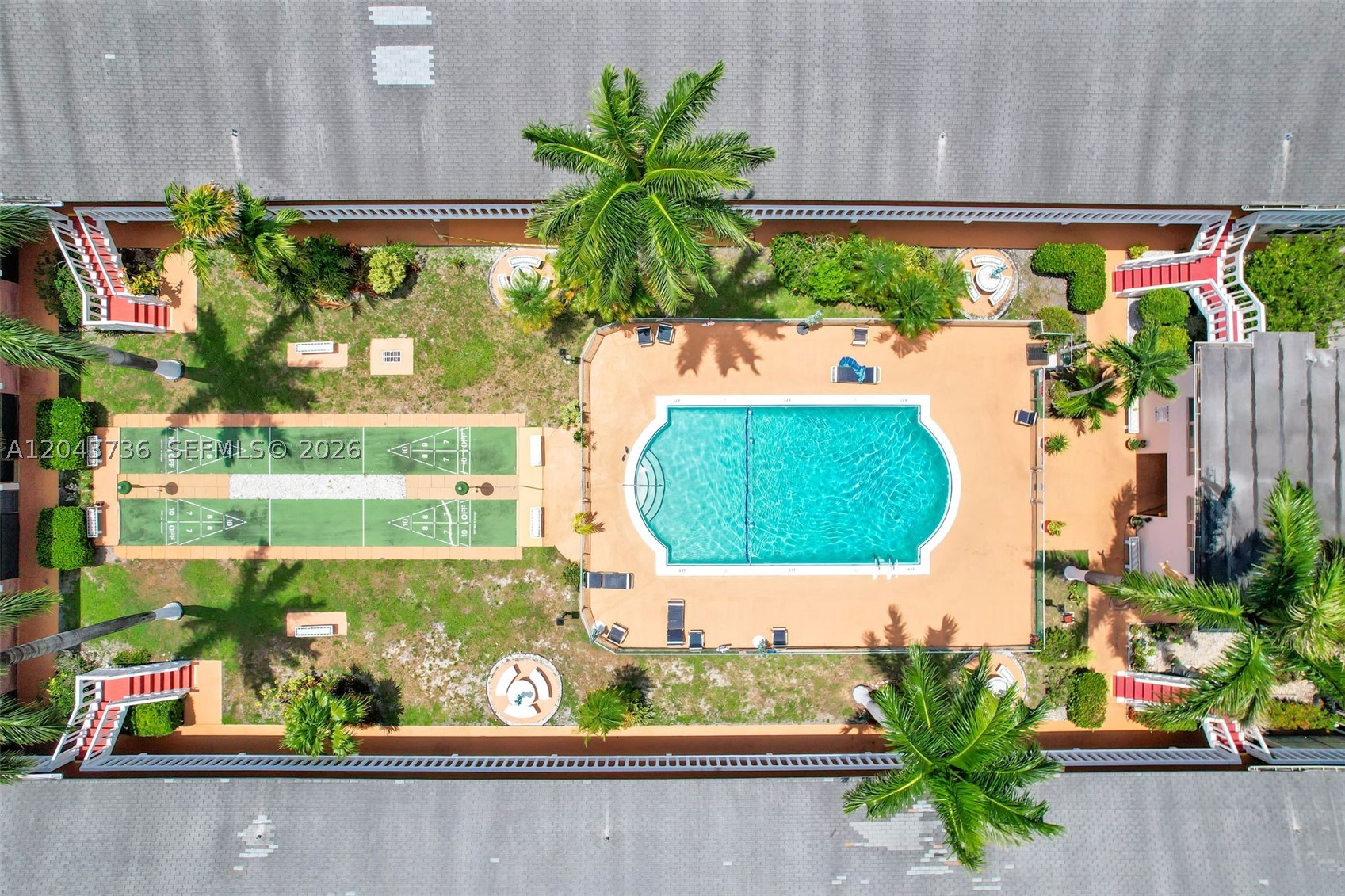 ELDORADO COUNTRY CLUB APT - Residential