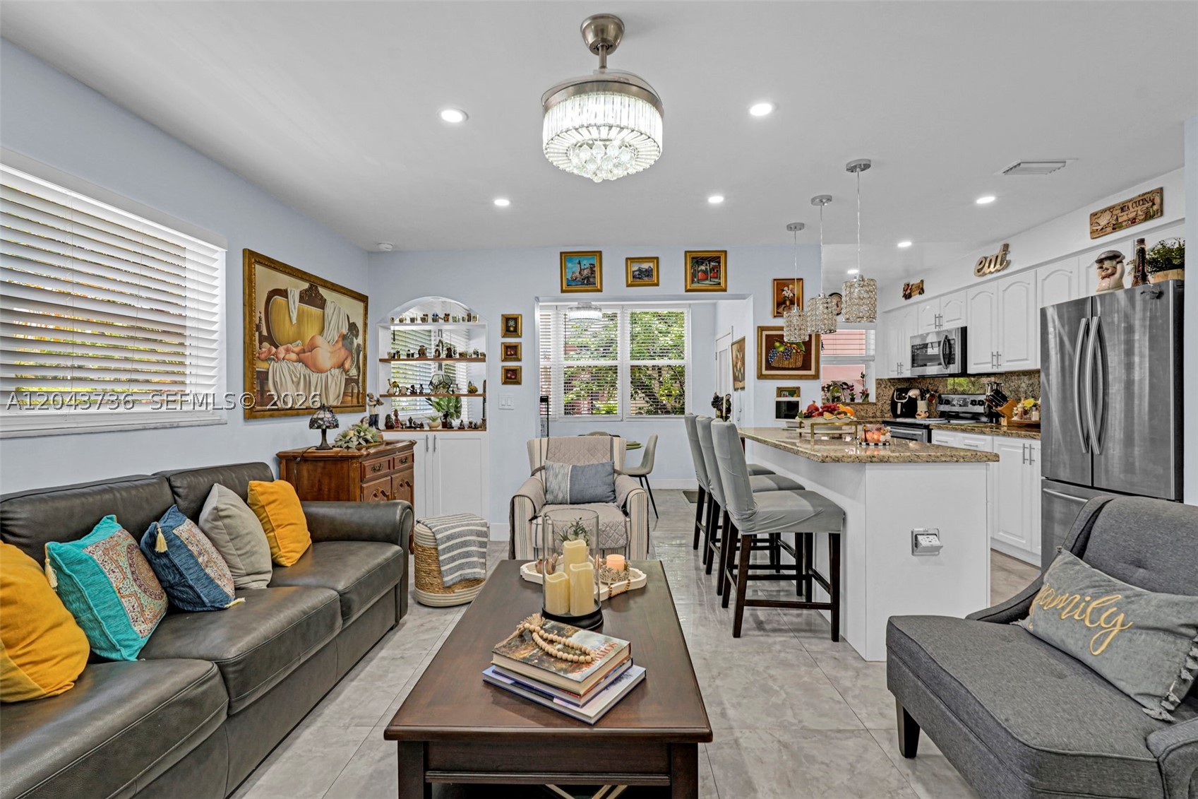 ELDORADO COUNTRY CLUB APT - Residential