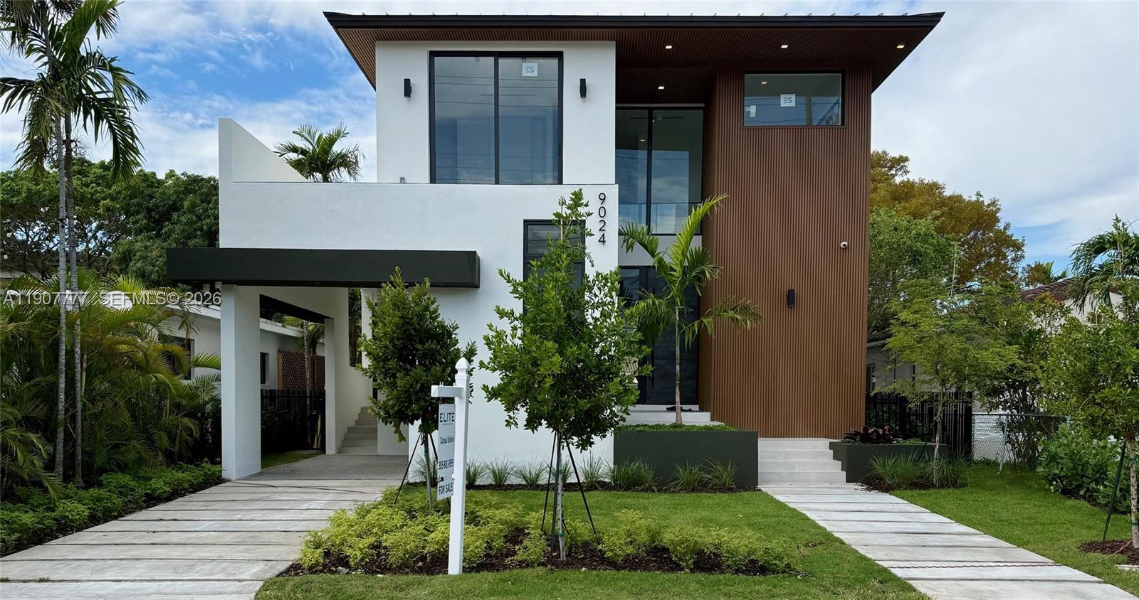 ALTOS DEL MAR NO 4 - Residential