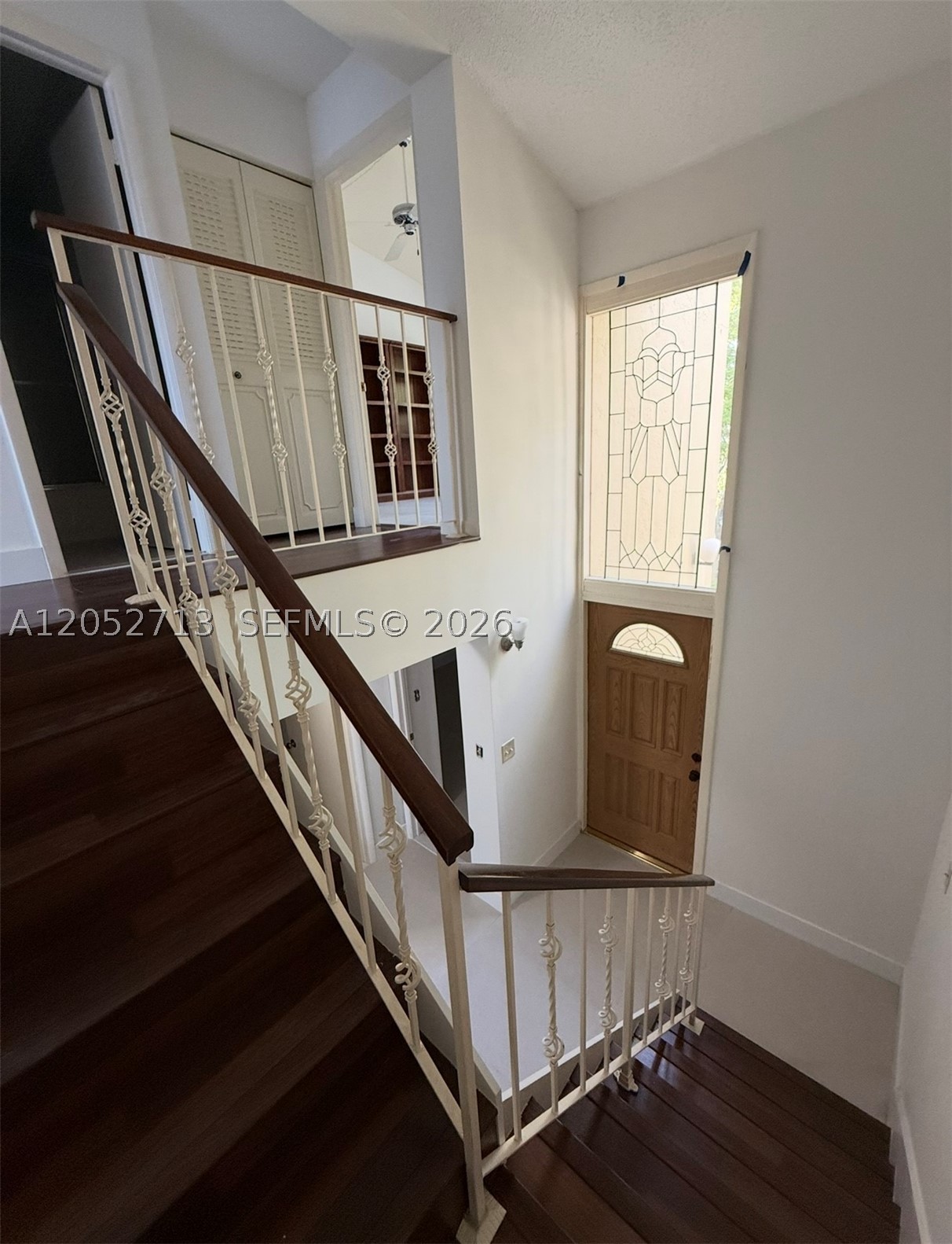 CATALONIA LAKE VILLAS - Residential Lease